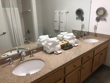 GetAways at Vista Mirage Resort