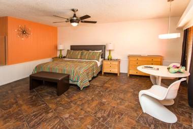 Desert Riviera Hotel