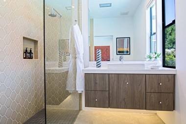 Brand New 2017 Luxury Dream Home - All Private Bathrooms! Must See!