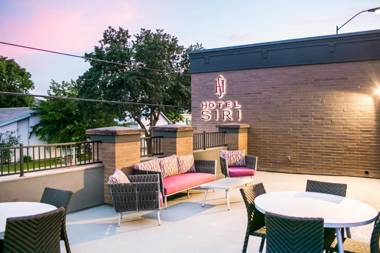 Hotel Siri Downtown - Paso Robles