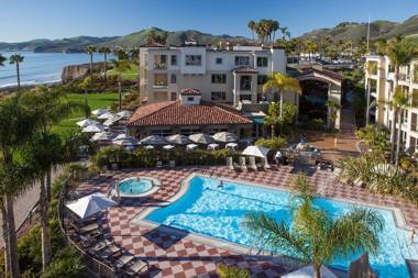 Dolphin Bay Resort and Spa