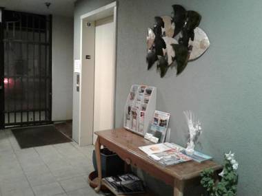 Beach House Inn & Suites