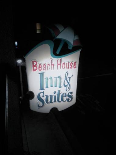Beach House Inn & Suites