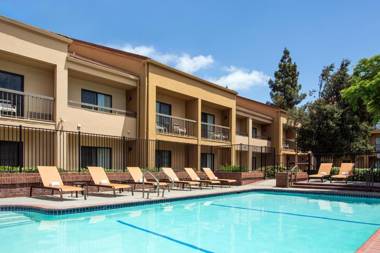 Courtyard by Marriott Pleasanton