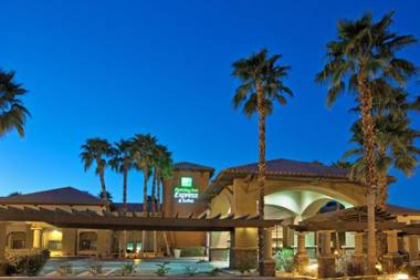 Holiday Inn Express & Suites Rancho Mirage an IHG Hotel