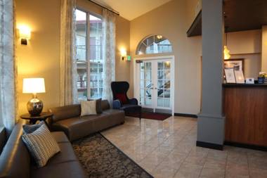 Best Western China Lake Inn