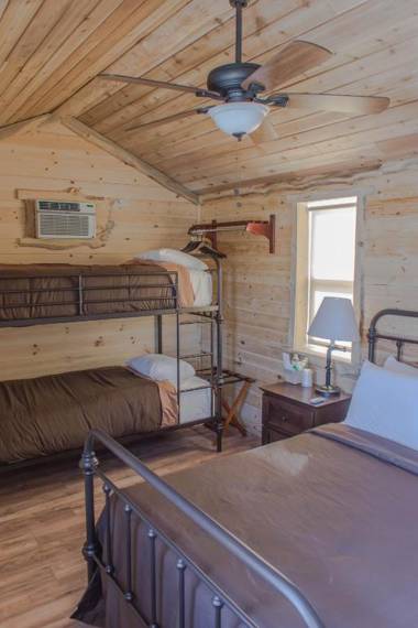 Panamint Springs Motel & Tents