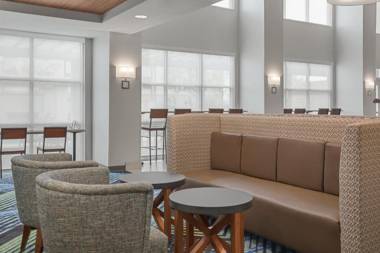 Holiday Inn Express Hotel & Suites Sacramento Airport Natomas an IHG Hotel