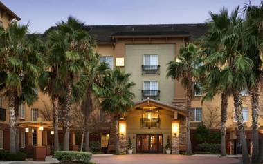 Larkspur Landing Sacramento-An All-Suite Hotel