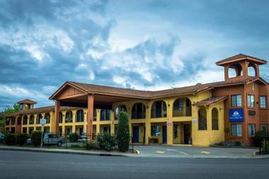 Crossroads Inn