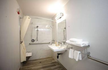 Motel 6-Sacramento CA - Central