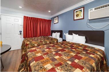 Travelodge by Wyndham Sacramento Convention Center