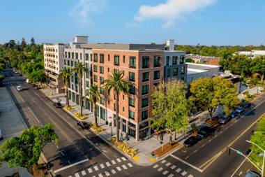 Tapestry By Hilton The Fort Sutter Hotel Sacramento Ca