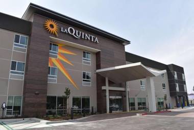 La Quinta Inn & Suites by Wyndham San Bernardino