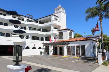 The Surfbreak Hotel