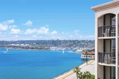 Hilton San Diego Airport/Harbor Island