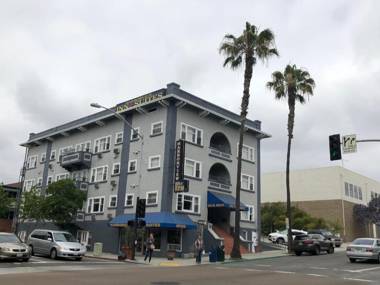 Harborview Inn & Suites-Convention Center-Airport-Gaslamp-Seaworld-Zoo-Balboa Park
