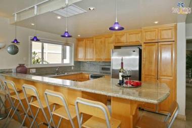 108-Ocean Front Combo