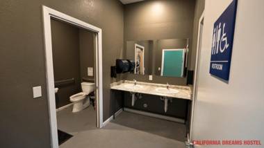 California Dreams Hostel - Pacific Beach