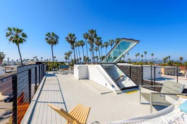 New Beach House Steps to Sand