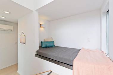 New Beach House Steps to Sand