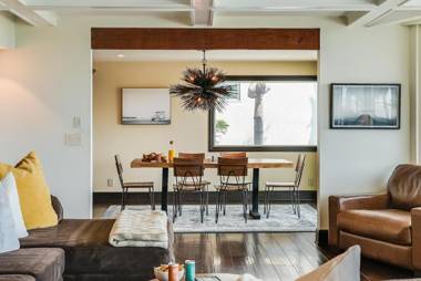 Crown Point Villa