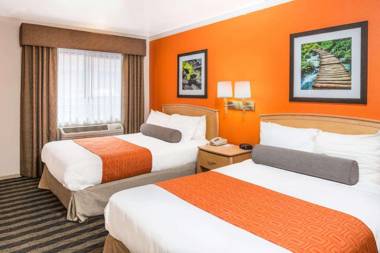 Howard Johnson by Wyndham San Francisco Marina District