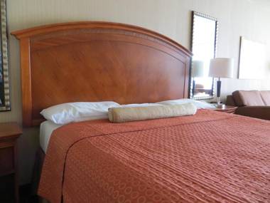 Royal Pacific Motor Inn