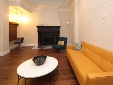 HTL 587 Ascend Hotel Collection