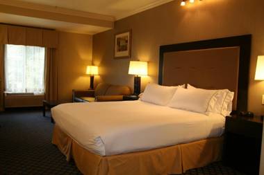 Holiday Inn Express San Pablo - Richmond Area an IHG Hotel