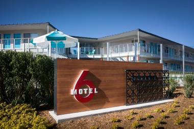 Motel 6-Santa Barbara CA - Beach