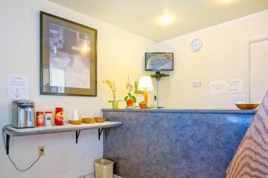 Town and Country Inn