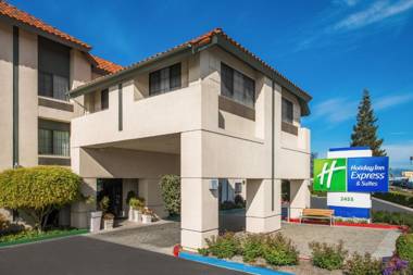 Holiday Inn Express Hotel & Suites Santa Clara - Silicon Valley an IHG Hotel