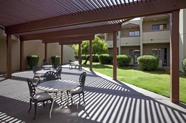 Best Western Plus Wine Country Inn & Suites