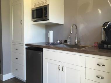 Andrea's Hidden Cottage