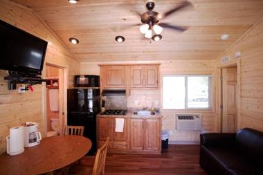 Tahoe Valley Cottage 2