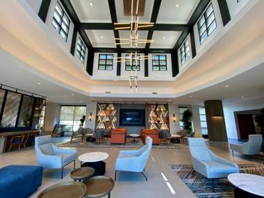 DoubleTree by Hilton San Francisco South Airport Blvd