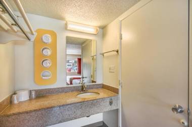 Motel 6-Stockton CA - North