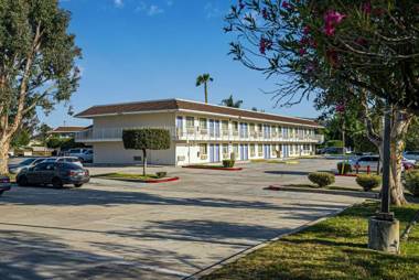 Motel 6-Temecula CA - Historic Old Town