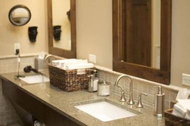 Ski-in/Ski-out Village at Northstar Residence! - 310 Iron Horse South