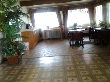 Budget Inn