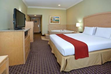 Holiday Inn Express Hotel & Suites Vacaville an IHG Hotel