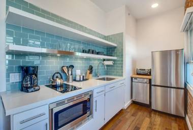 Venice Breeze Suites