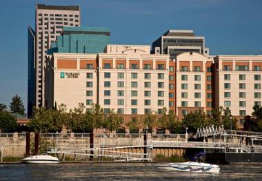 Embassy Suites by Hilton Sacramento Riverfront Promenade