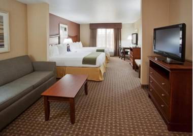 Holiday Inn Express Hotel & Suites Willows an IHG Hotel