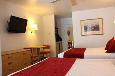 St Moritz Lodge and Condominiums