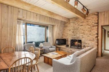 Chateau Dumont Unit 15