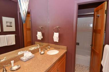 Silverglo Condominiums Unit 308