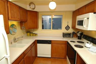 118 E. Bleeker St. Lower Level