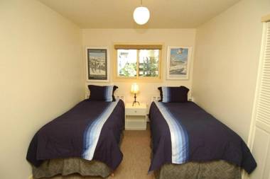 118 E. Bleeker St. Lower Level